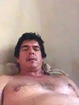 Snapshot of Marobronco chatting on 05-22-26, 01:28 Marobronco online show from 05-22-26, 01:28