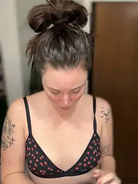 Blaze Baby online show from 02-10-26, 02:10