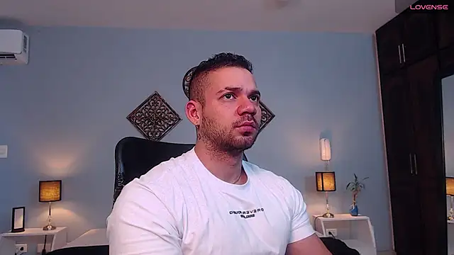 JeremyLowe online show from 01-10-25, 01:20