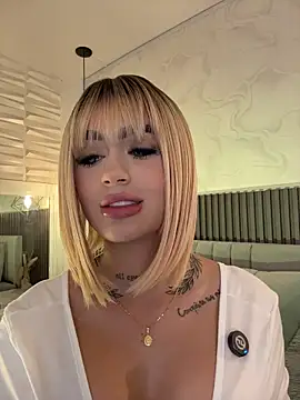 Snapshot of SOPHICARTERS chatting on 12-04-25, 11:19 SOPHICARTERS online show from 12-04-25, 11:19