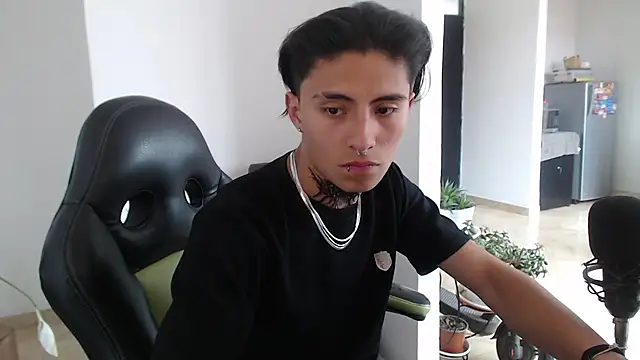 Snapshot of jay_dimarco2 chatting on 12-01-25, 03:39 jay dimarco2 online show from 12-01-25, 03:39