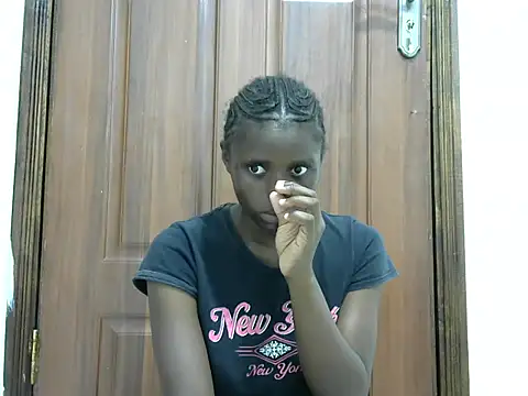 Snapshot of hottgirlval chatting on 04-06-26, 11:44 hottgirlval online show from 04-06-26, 11:44
