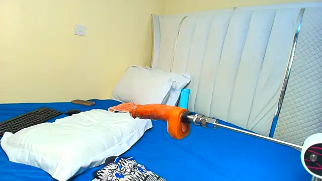 sweet essin online show from 04-21-26, 01:42