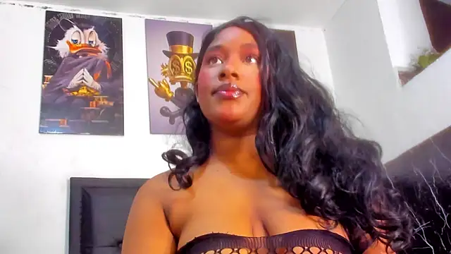 Snapshot of kriixtybrown chatting on 10-17-25, 08:00 kriixtybrown online show from 10-17-25, 08:00