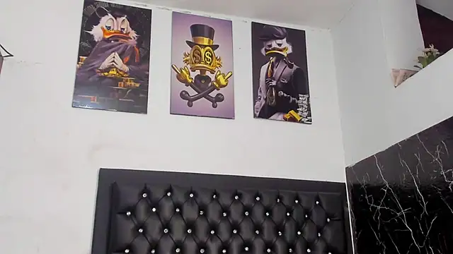 Snapshot of kriixtybrown chatting on 11-22-25, 10:09 kriixtybrown online show from 11-22-25, 10:09