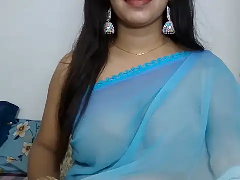 Snapshot of sparkling_queen chatting on 01-25-25, 04:03 sparkling queen online show from 01-25-25, 04:03