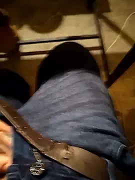 Snapshot of A_man_in_public chatting on 01-10-26, 07:59 A man in public online show from 01-10-26, 07:59