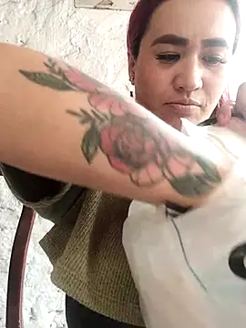 Snapshot of EmaGw chatting on 12-05-25, 06:48 EmaGw online show from 12-05-25, 06:48