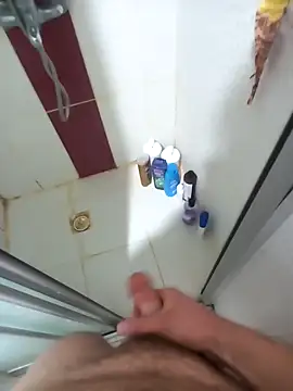 Snapshot of Kaptonko chatting on 12-16-24, 01:00 Kaptonko online show from 12-16-24, 01:00