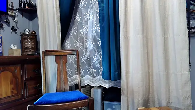 Genevieve143 online show from 02-08-26, 10:57