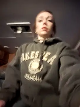 Genevieve143 online show from 03-17-26, 12:15