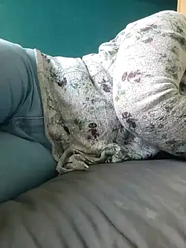 cruellaculdenfer67 online show from 04-13-26, 11:59