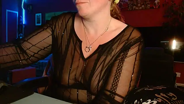 cruellaculdenfer67 online show from 04-21-26, 08:44