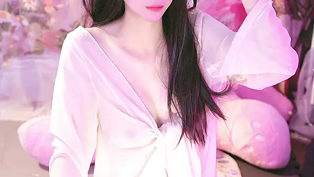 Snapshot of Anytoly chatting on 11-29-25, 10:40 Anytoly online show from 11-29-25, 10:40