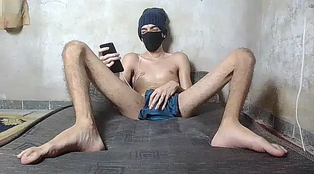 skinnyboy1000 online show from 03-01-25, 04:11