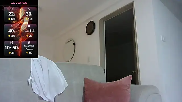 Snapshot of saramartinez1000 chatting on 02-25-25, 07:25 saramartinez1000 online show from 02-25-25, 07:25