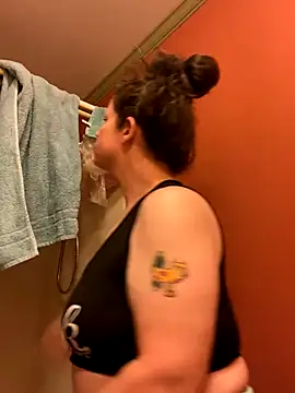 velvetta  online show from 12-01-24, 05:13