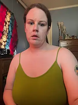 Snapshot of velvetta_ chatting on 02-13-26, 06:26 velvetta online show from 02-13-26, 06:26