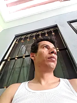 josehot151515 online show from 10-29-25, 05:58