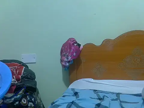 Petite rider online show from 10-19-25, 11:55