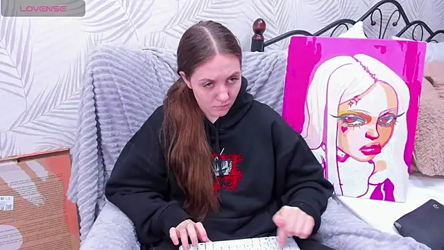 Kvetachka online show from 12-18-24, 03:37