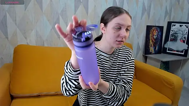 Snapshot of Kvetachka chatting on 03-11-25, 01:16 Kvetachka online show from 03-11-25, 01:16