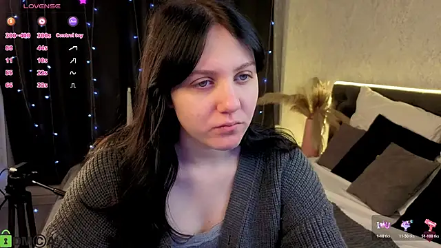 Snapshot of Kvetachka chatting on 11-27-25, 12:46 Kvetachka online show from 11-27-25, 12:46