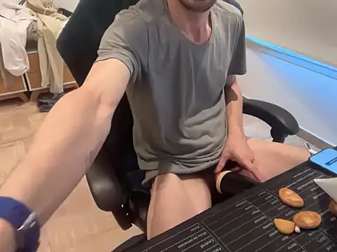 nicolaaaaas online show from 10-14-25, 08:31