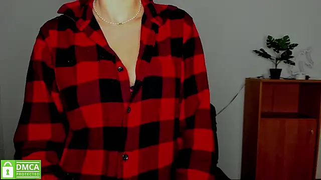 annakillianox online show from 10-30-25, 06:26