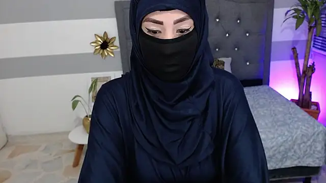 Snapshot of Jalima_sabag chatting on 12-20-24, 07:39 Jalima sabag online show from 12-20-24, 07:39