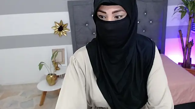 Snapshot of Jalima_sabag chatting on 12-23-24, 10:33 Jalima sabag online show from 12-23-24, 10:33