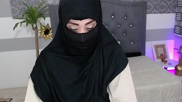 Snapshot of Jalima_sabag chatting on 01-23-25, 01:41 Jalima sabag online show from 01-23-25, 01:41