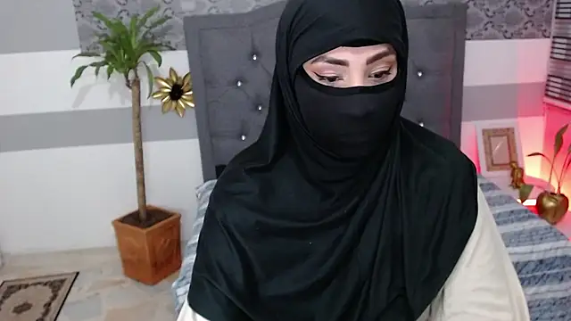 Snapshot of Jalima_sabag chatting on 02-20-25, 01:46 Jalima sabag online show from 02-20-25, 01:46