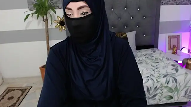 Snapshot of Jalima_sabag chatting on 03-06-25, 07:32 Jalima sabag online show from 03-06-25, 07:32