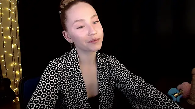 SindiWatsoon online show from 02-10-26, 01:48