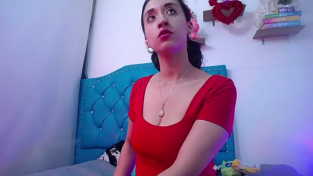 luly pink online show from 12-15-24, 04:18