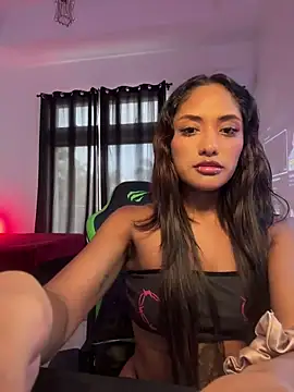 Snapshot of VictoireFeller chatting on 02-04-26, 10:26 VictoireFeller online show from 02-04-26, 10:26