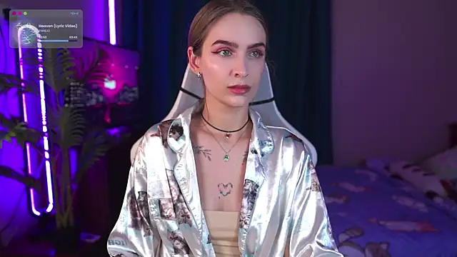 Kamila icee online show from 10-19-25, 06:52