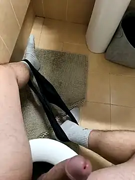 Snapshot of onbifeet chatting on 02-12-25, 01:16 onbifeet online show from 02-12-25, 01:16