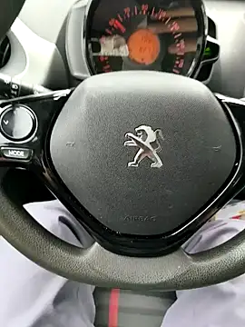 Snapshot of onbifeet chatting on 03-18-25, 12:03 onbifeet online show from 03-18-25, 12:03