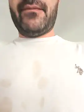 Snapshot of onbifeet chatting on 10-22-25, 12:16 onbifeet online show from 10-22-25, 12:16