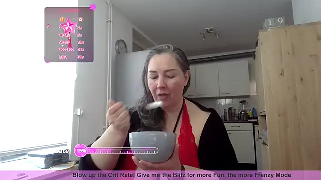 MilfGina online show from 11-20-25, 08:47