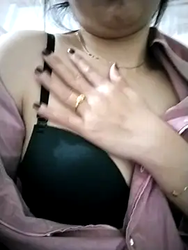 Snapshot of Lady-big91 chatting on 03-02-25, 01:58 Lady-big91 online show from 03-02-25, 01:58