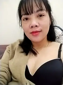 Snapshot of Lady-big91 chatting on 10-31-25, 01:39 Lady-big91 online show from 10-31-25, 01:39