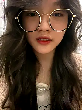 Snapshot of Krixxi22 chatting on 12-02-24, 05:37 Krixxi22 online show from 12-02-24, 05:37