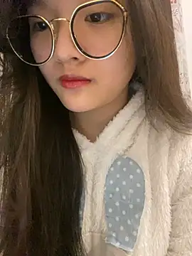 Snapshot of Krixxi22 chatting on 01-04-25, 03:28 Krixxi22 online show from 01-04-25, 03:28