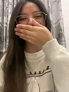 Snapshot of Krixxi22 chatting on 02-23-25, 02:57 Krixxi22 online show from 02-23-25, 02:57