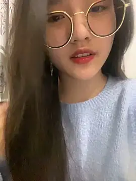 Snapshot of Krixxi22 chatting on 02-27-25, 03:26 Krixxi22 online show from 02-27-25, 03:26