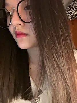 Snapshot of Krixxi22 chatting on 09-28-25, 02:33 Krixxi22 online show from 09-28-25, 02:33