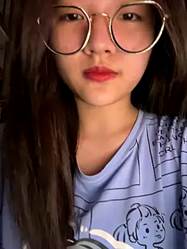 Snapshot of Krixxi22 chatting on 10-09-25, 03:54 Krixxi22 online show from 10-09-25, 03:54